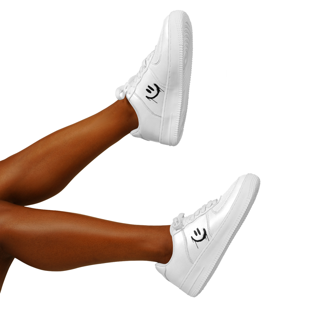 LOW TOP | smiley - Arcadia Apparel