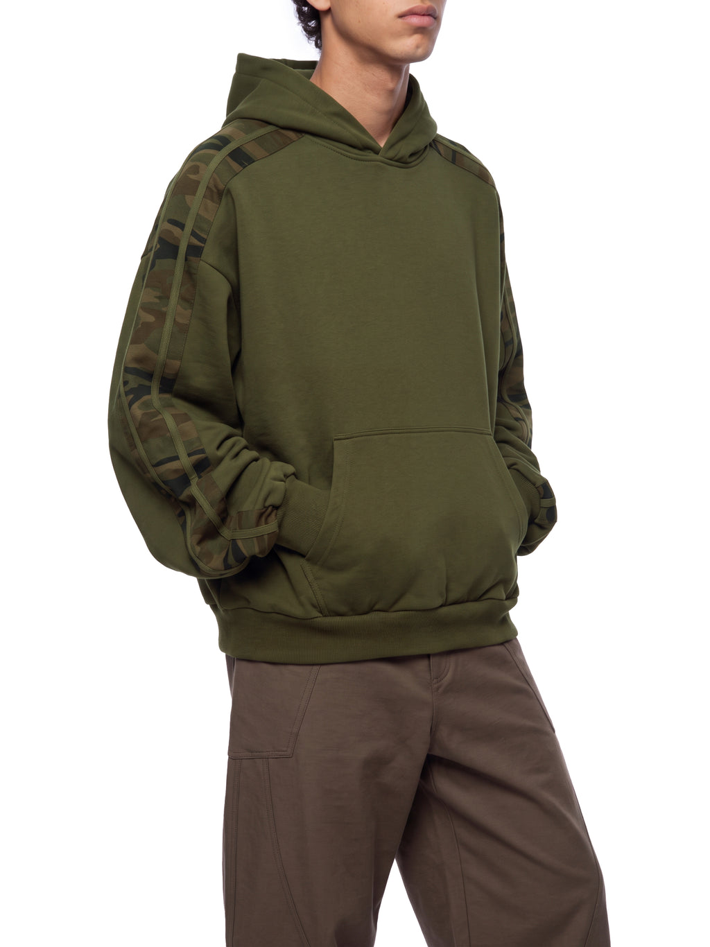 O | boxy camo-panelled hoodie
