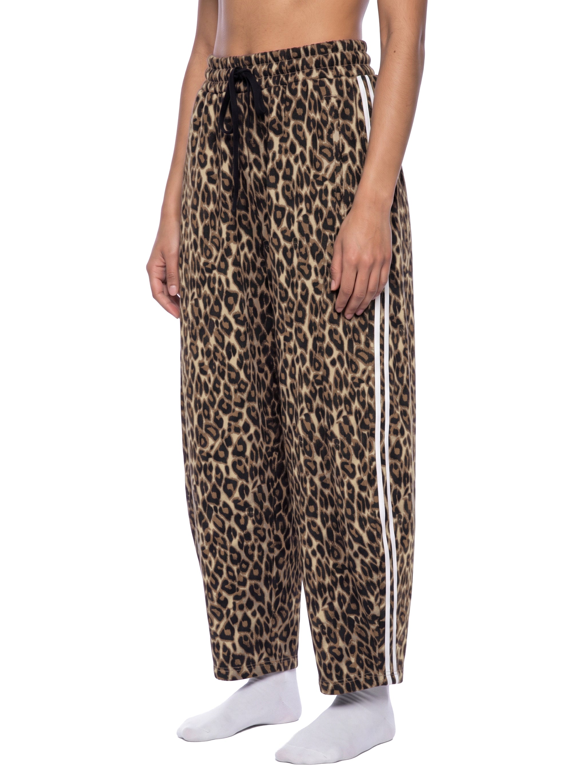 O | leopard barrel leg sweatpants