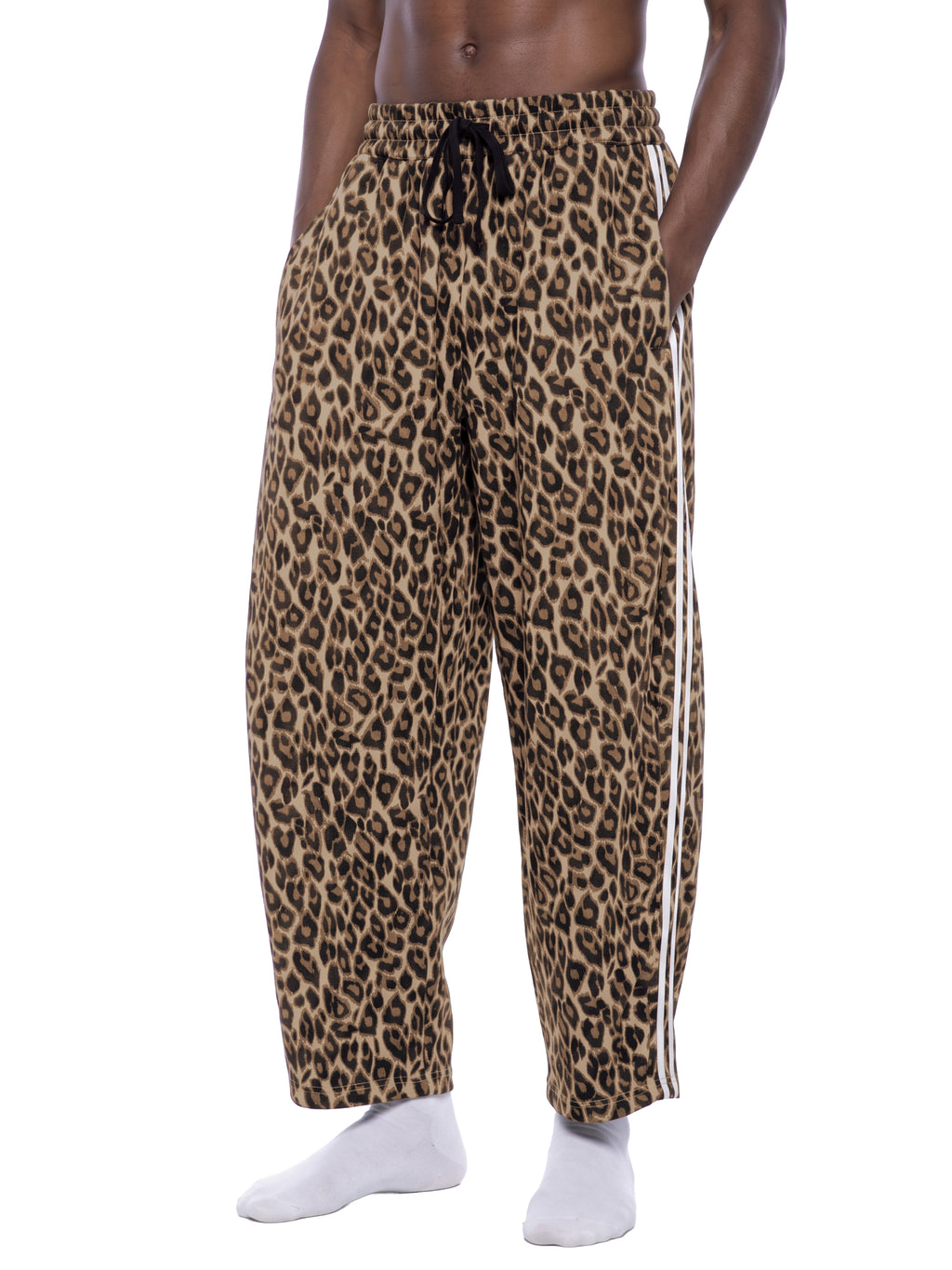 O | leopard barrel leg sweatpants