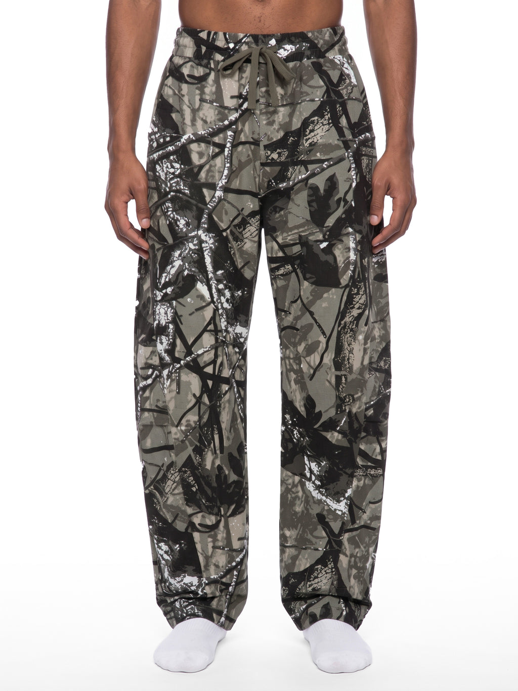 O | tree camo barrel leg pants
