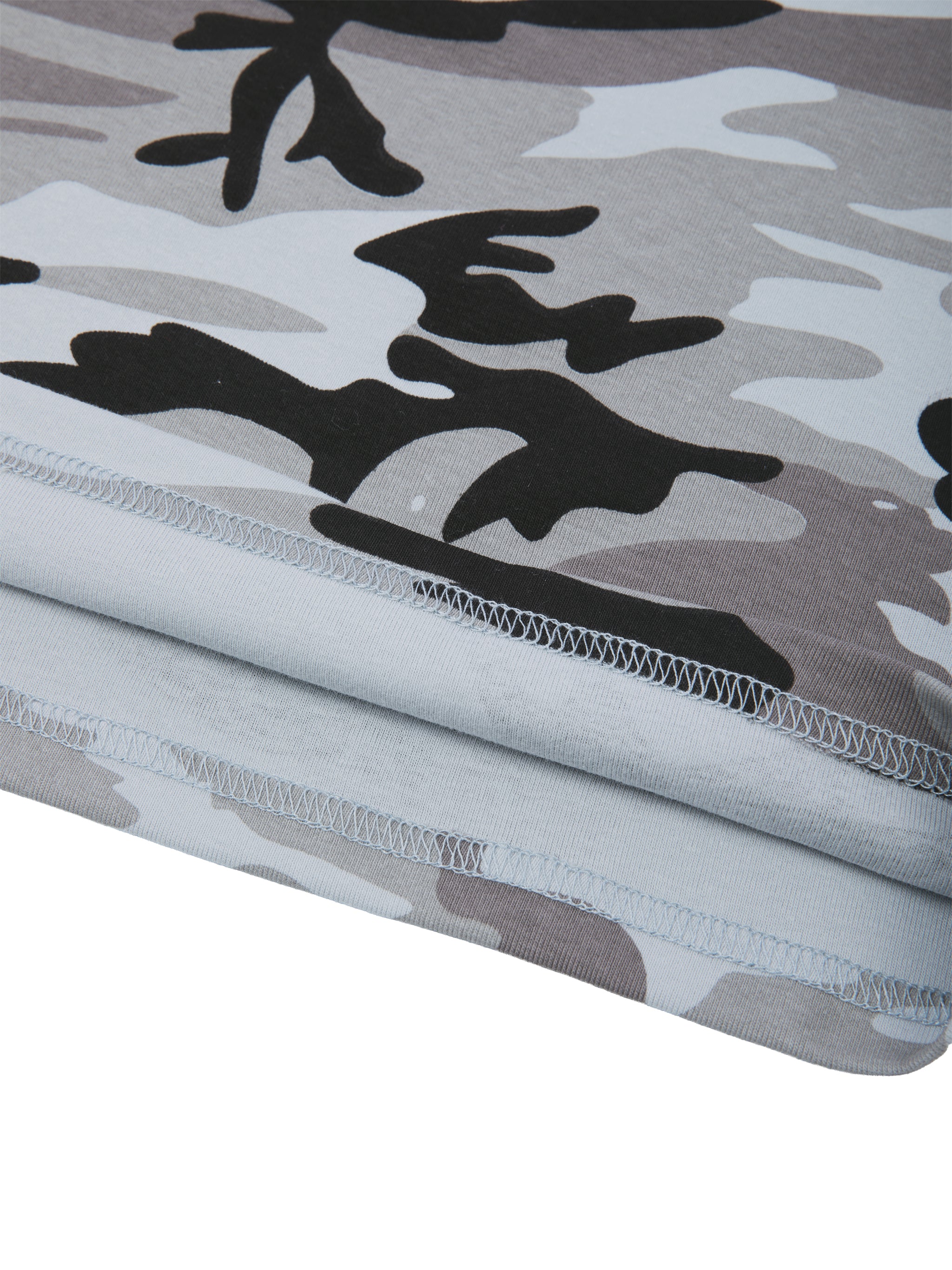W | camo off-shoulder crop t-shirt