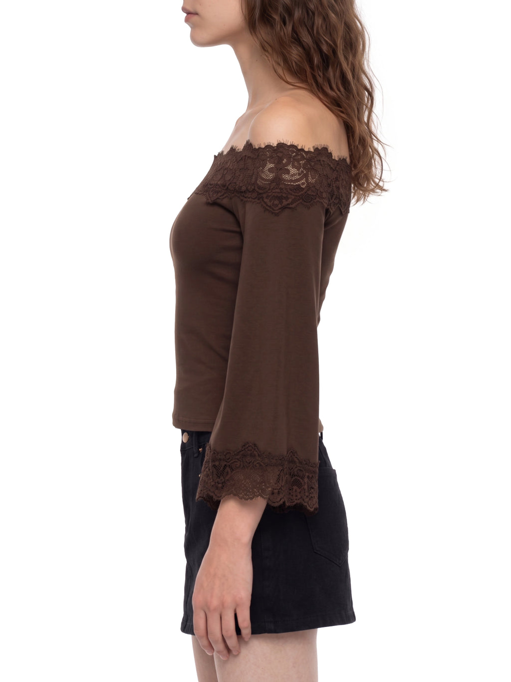 W | off-the-shoulder lace trim t-shirt