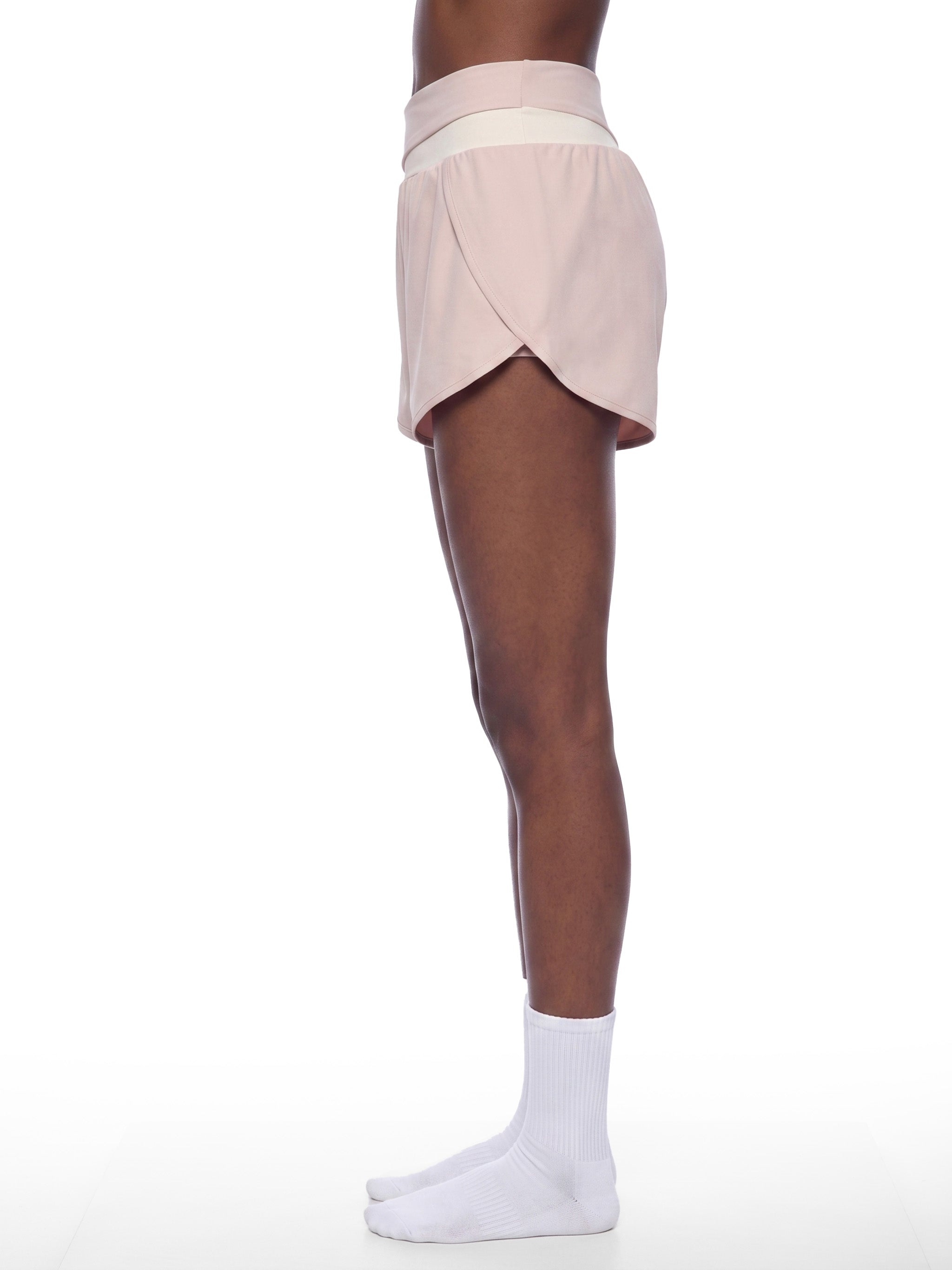 W | panelled yoga shorts