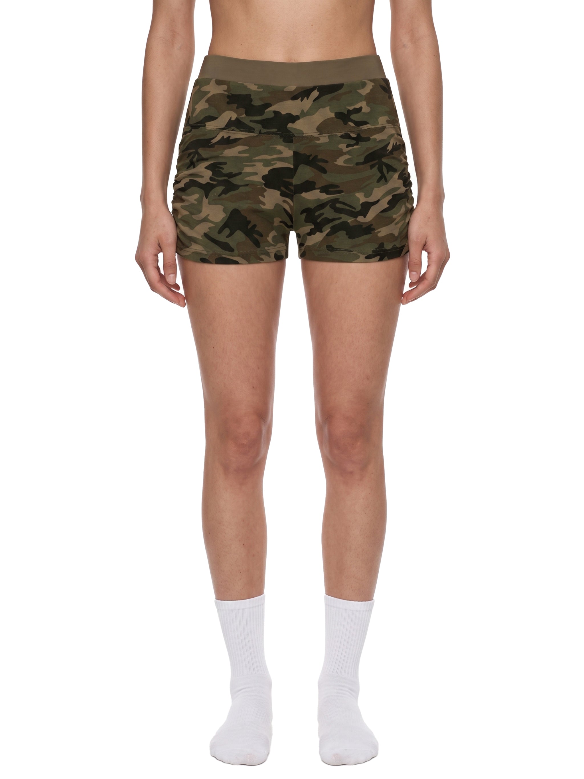W | slim camo shorts