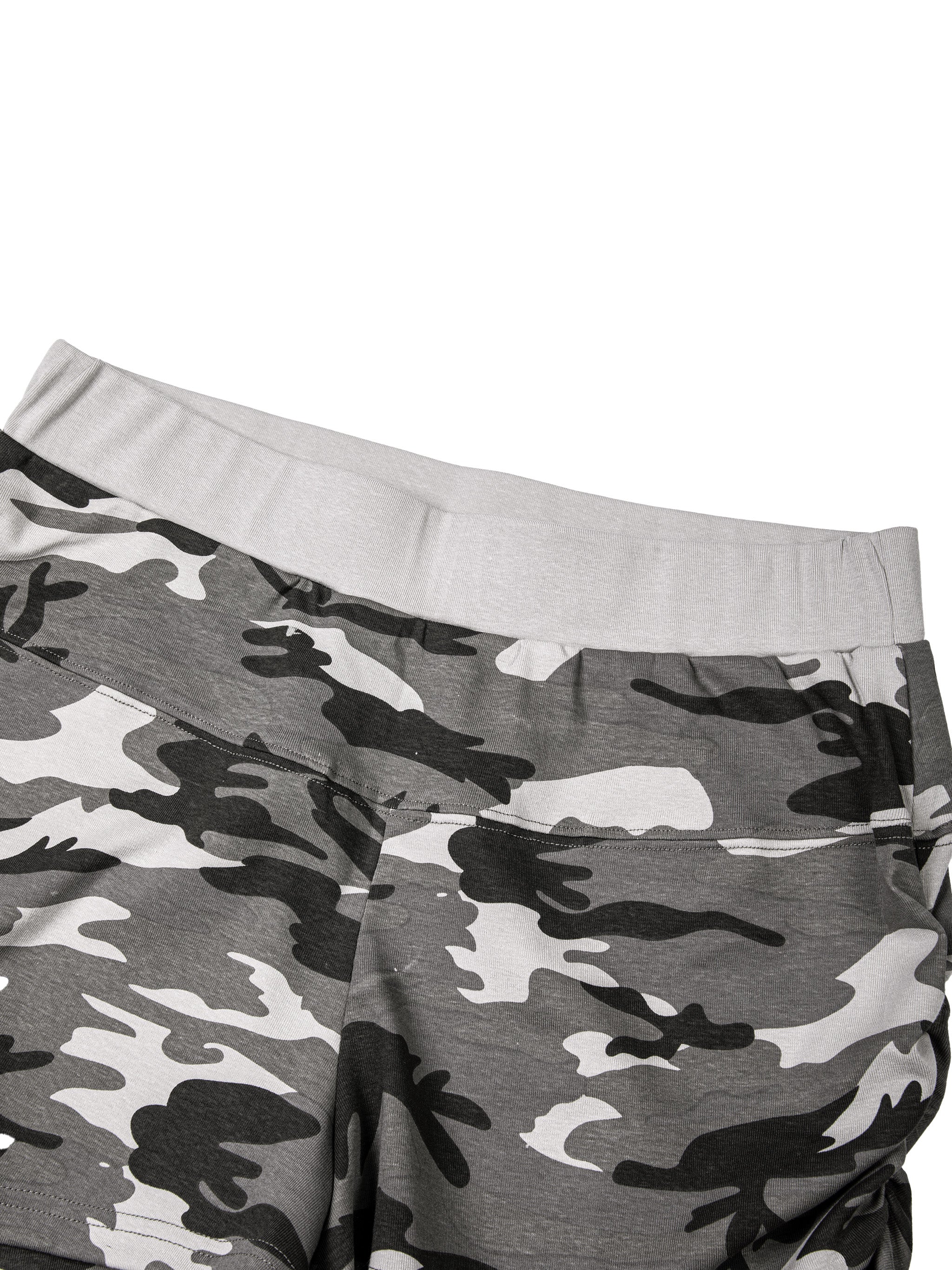 W | slim camo shorts