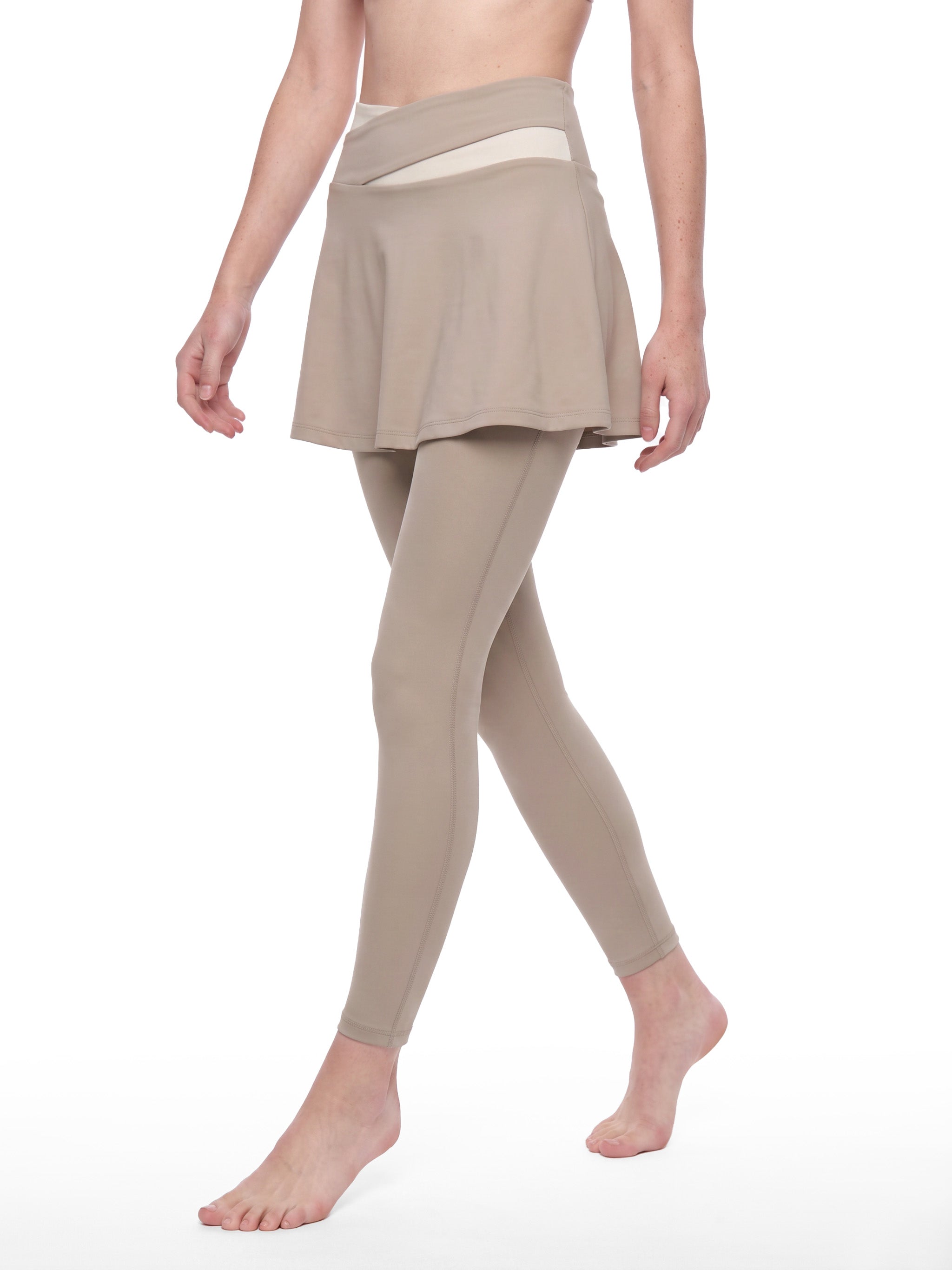 W | yoga panelled skorts