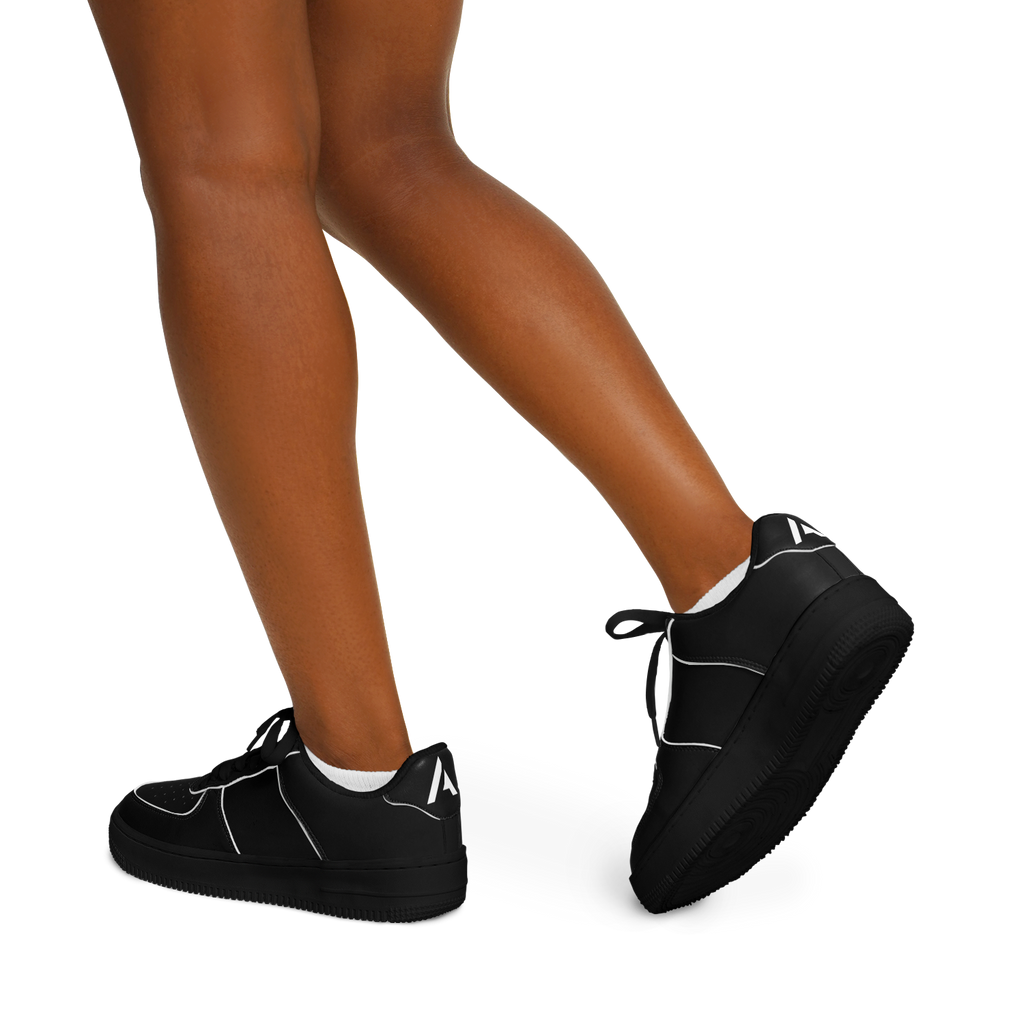 N | core low top | black w/ logo on the heel - Arcadia Apparel