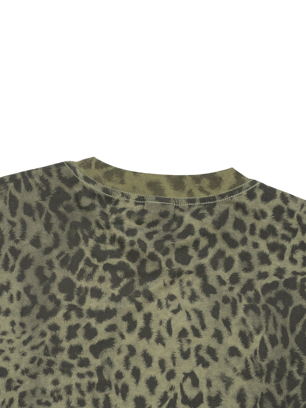 all,ut0079,arcaprl,leopard print,animal print,boxy,t-shirt,tee,arcadia apparel,one-size
