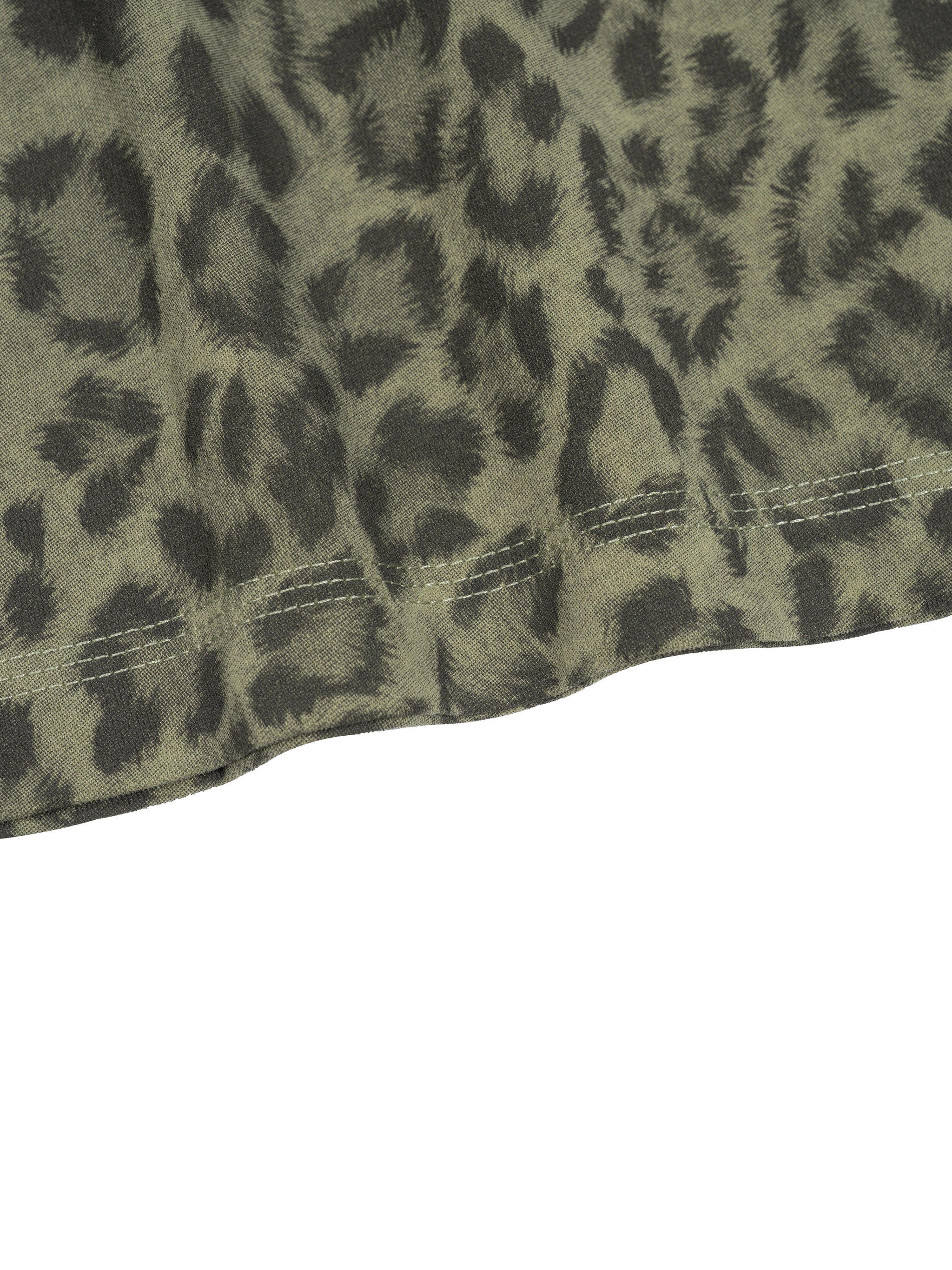 all,ut0079,arcaprl,leopard print,animal print,boxy,t-shirt,tee,arcadia apparel,one-size
