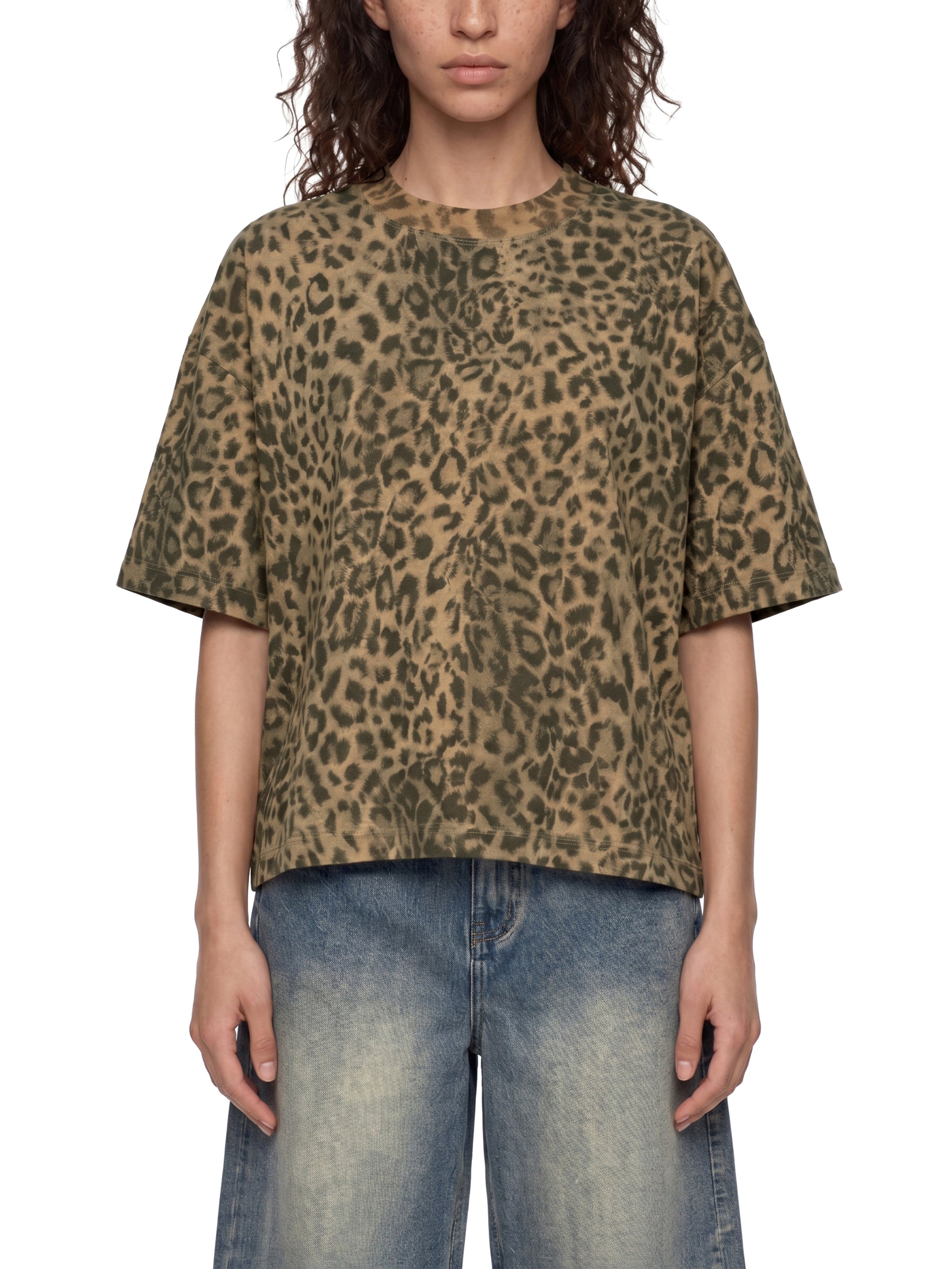 all,ut0079,arcaprl,leopard print,animal print,boxy,t-shirt,tee,arcadia apparel,one-size
