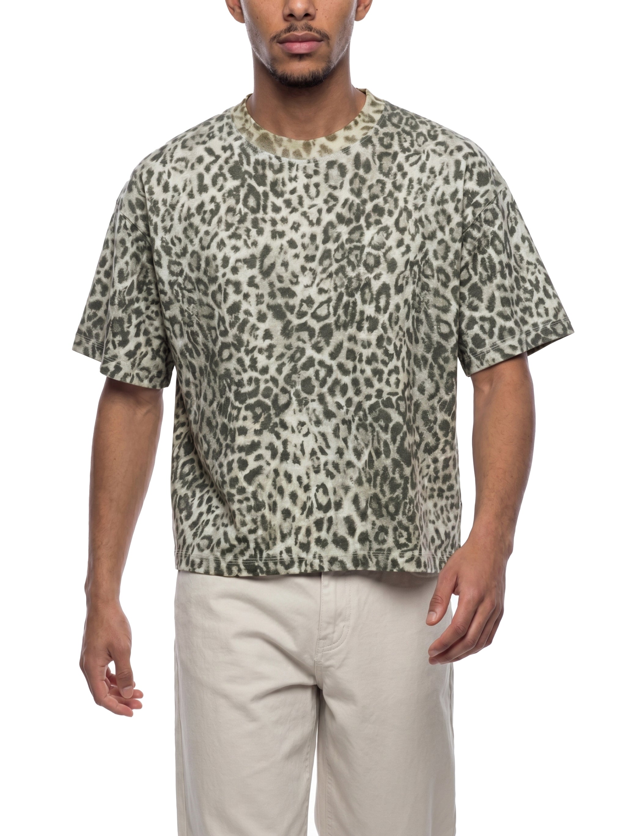 all,ut0079,arcaprl,leopard print,animal print,boxy,t-shirt,tee,arcadia apparel,one-size